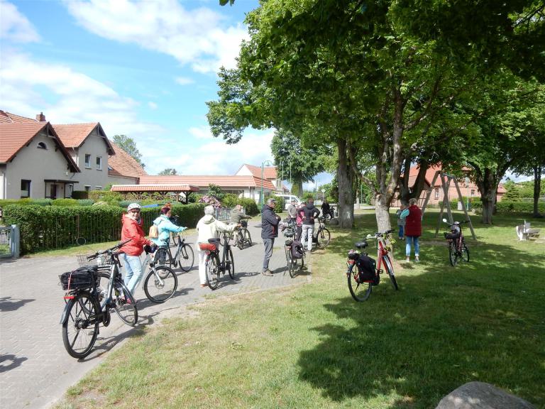 Dorfverein: Radtour zum Herrentag